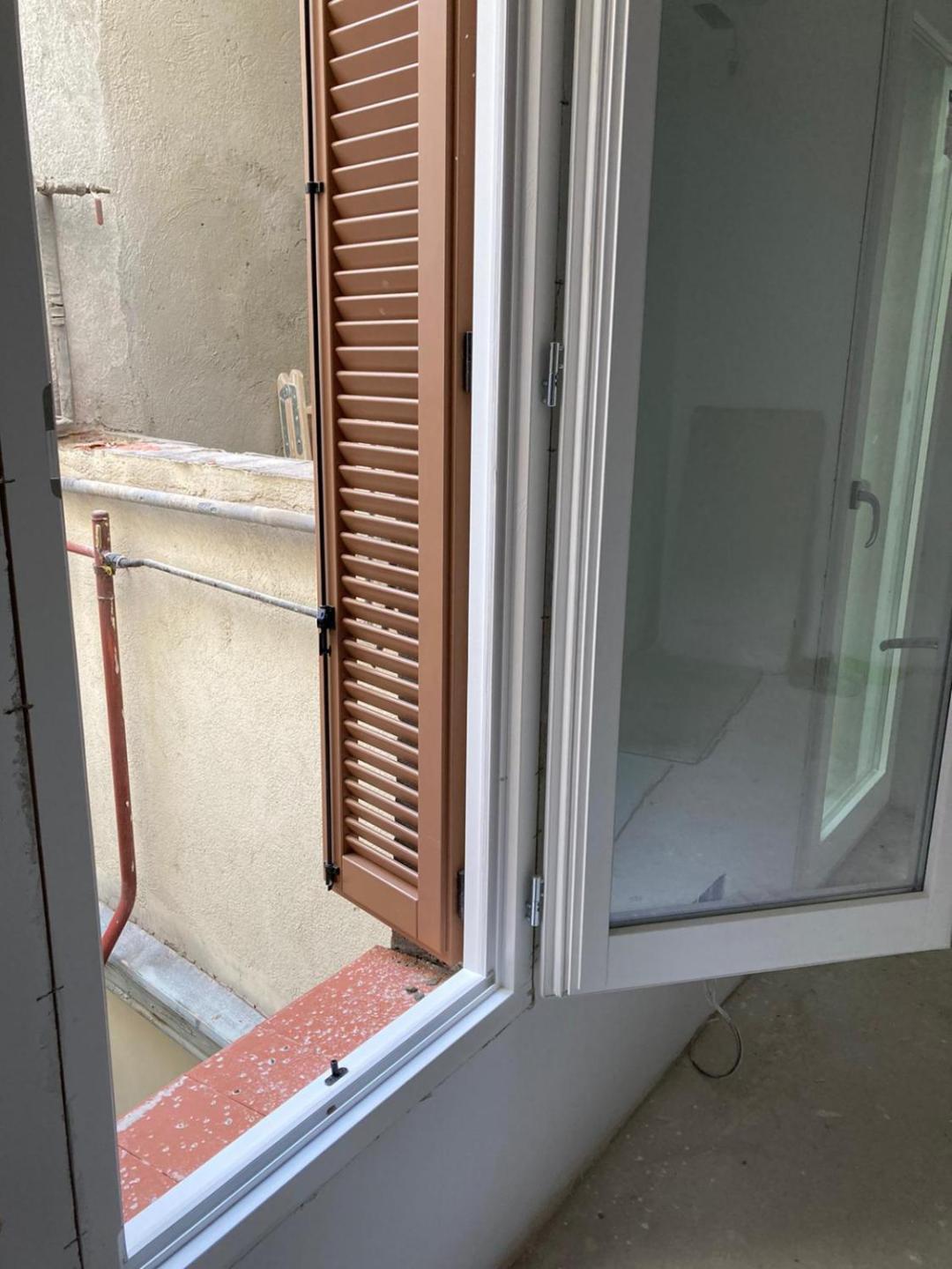 Persianas y Contaventanas Mallorquinas Plegables